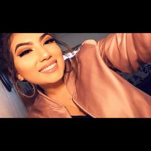 Meet your Posher, Alondra